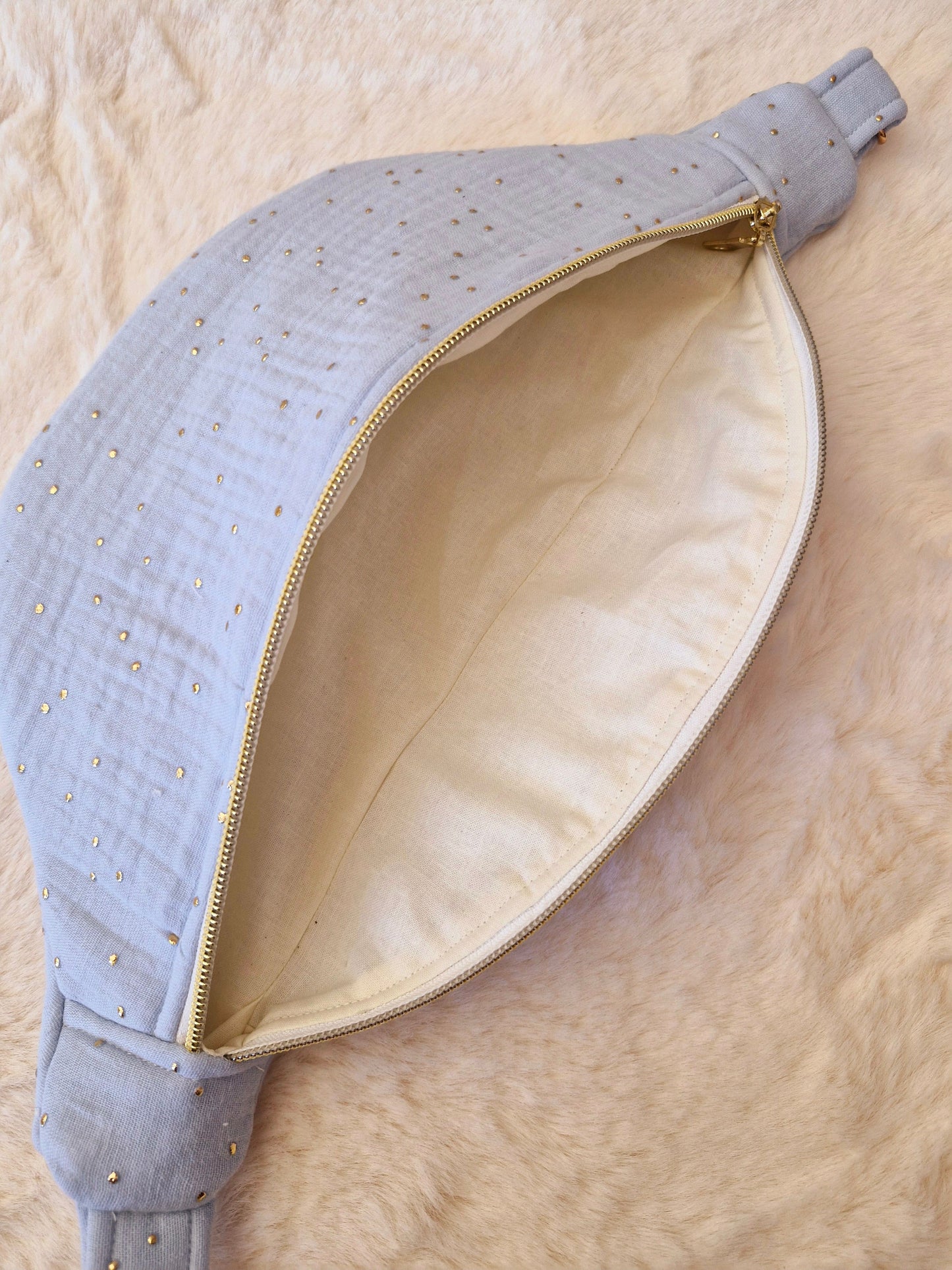 Sac banane en Gaze de Coton Bleu Molletonné - Confort et Style Décontracté 100 %Fait main et Français "BLUEE" cocoleeline