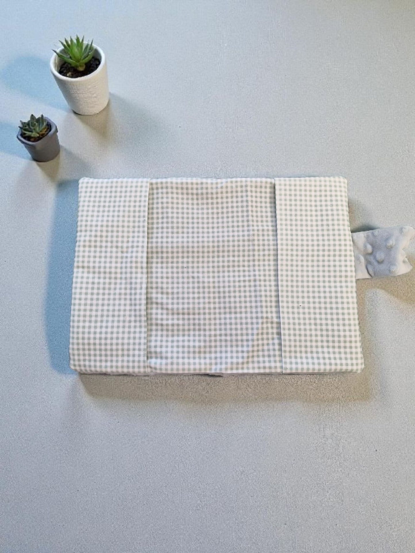 Protège carnet de santé personnalisable en velours côtelé et minky – fait main en France – cadeau de naissance cocoleeline