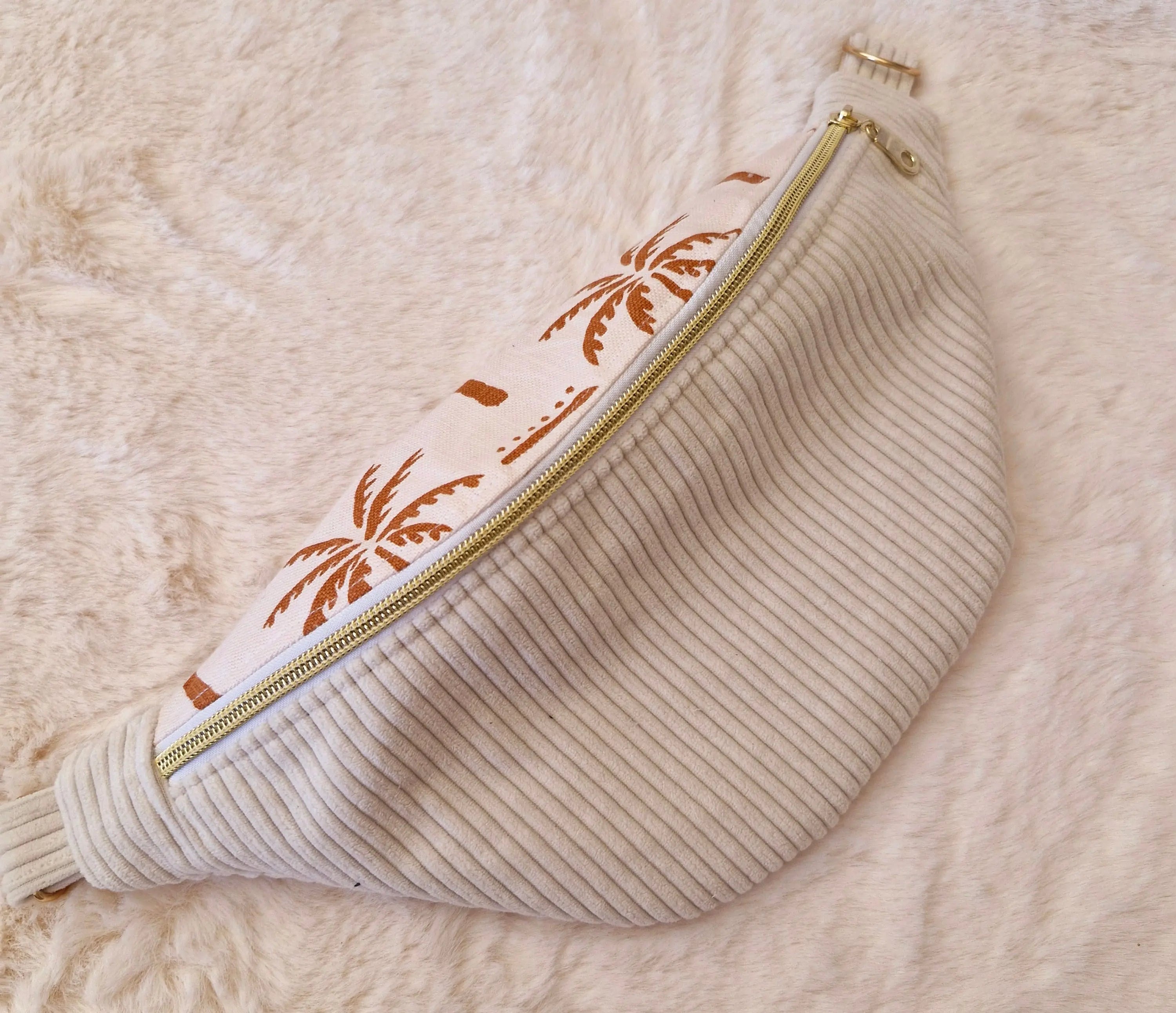 Sac banane femme en velours côtelé blanc écru  motif palmier "NOMAD" Ma boutique