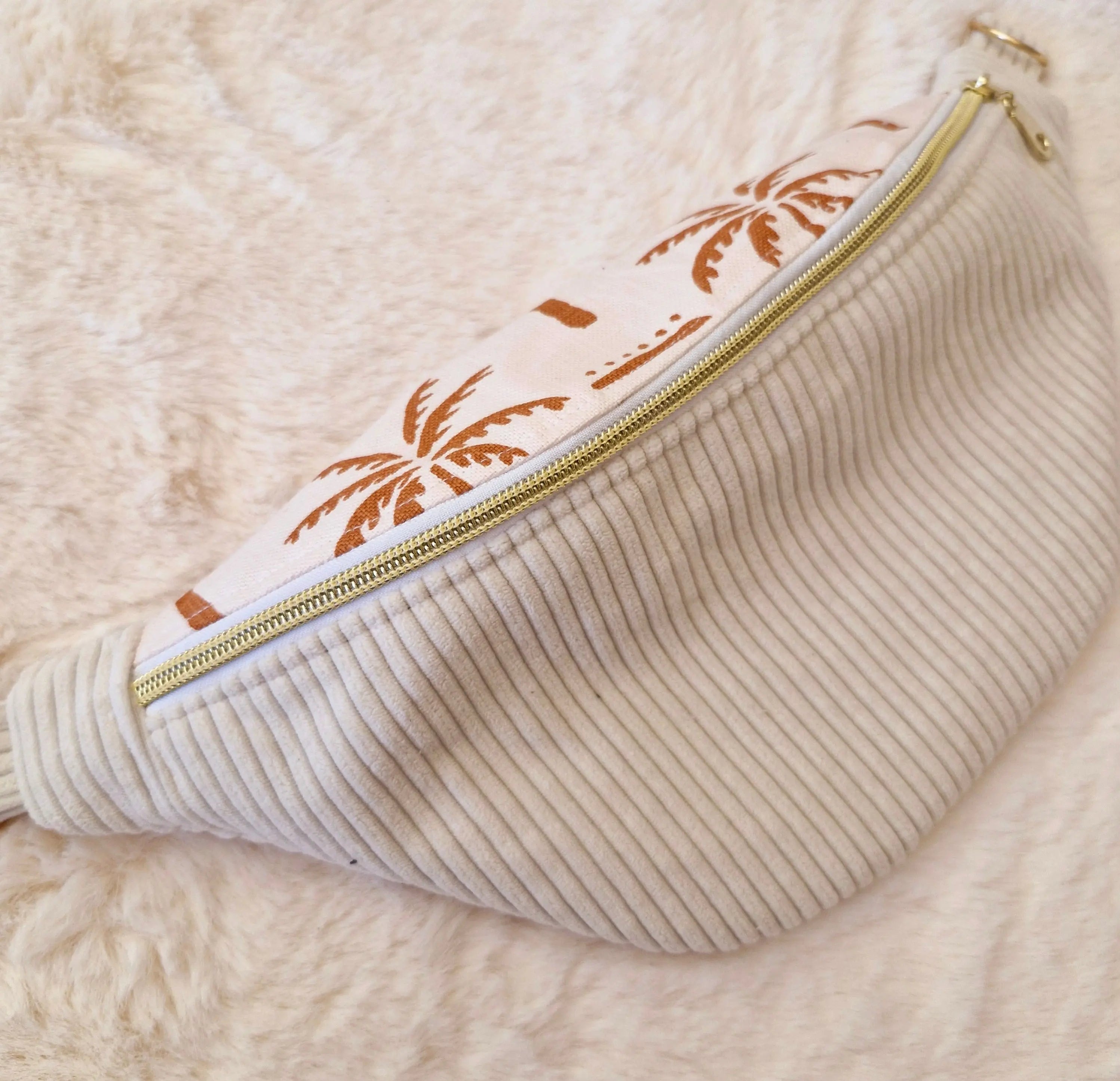 Sac banane femme en velours côtelé blanc écru  motif palmier "NOMAD" Ma boutique