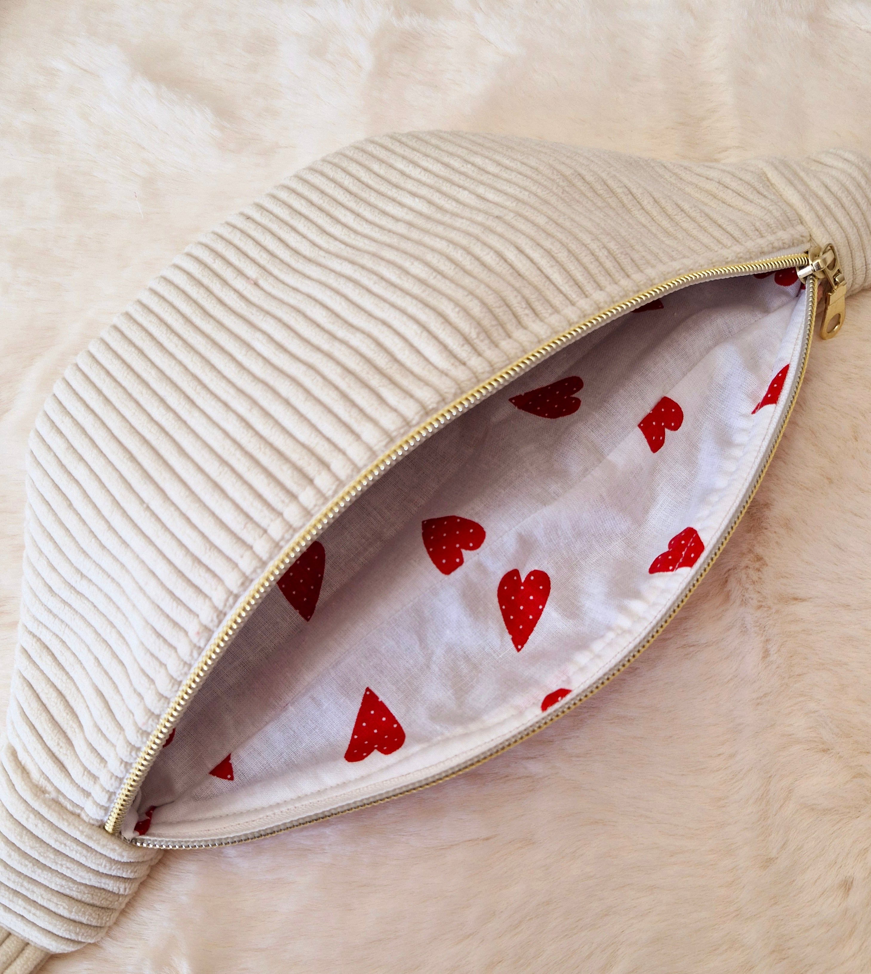 Sac banane femme en velours côtelé écru/rose intérieur coeur  "VELFY" cocoleeline