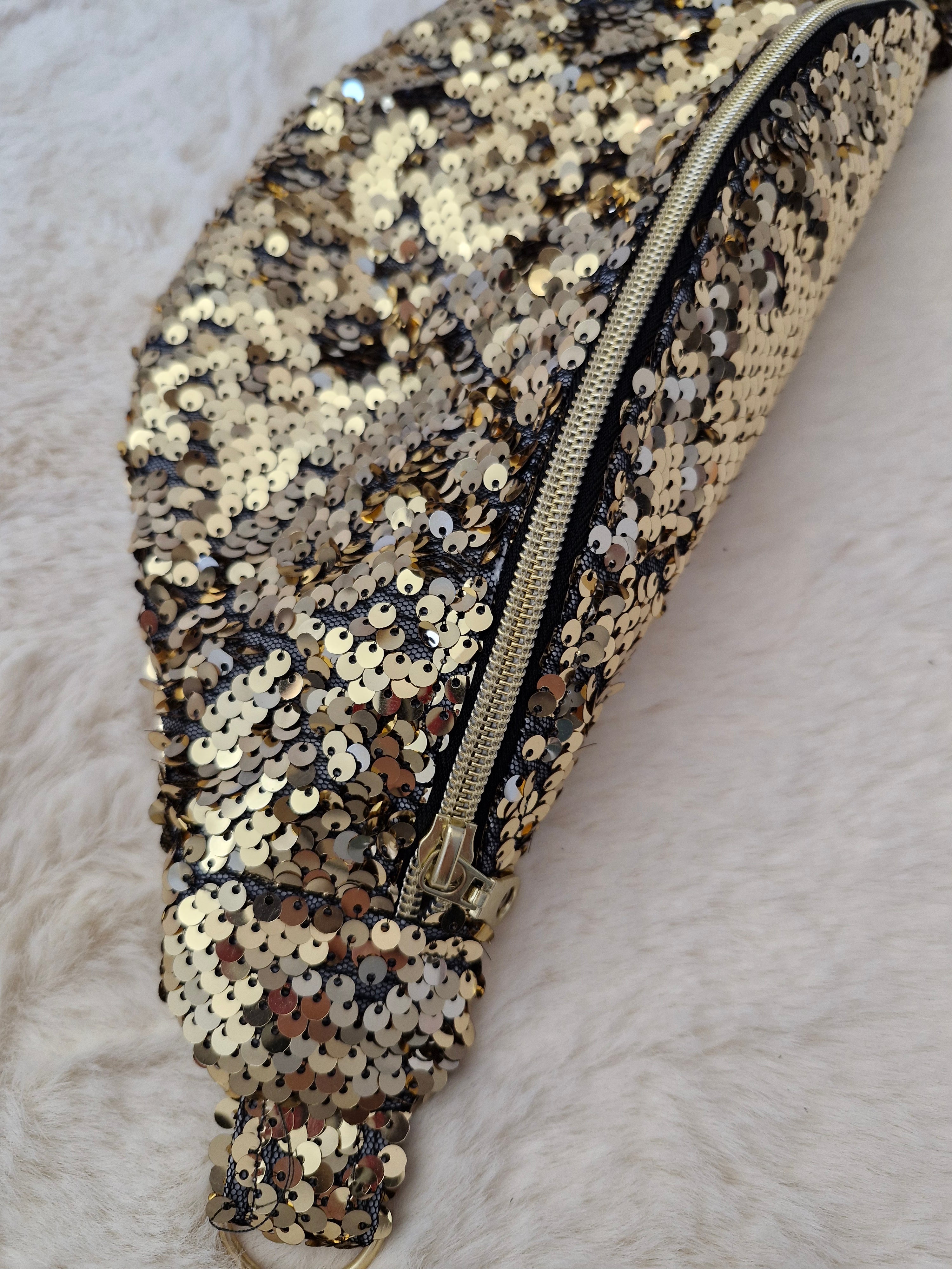 Sac Banane Pailleté en Sequins : Idéal pour Briller en Soirée "DISCO" cocoleeline