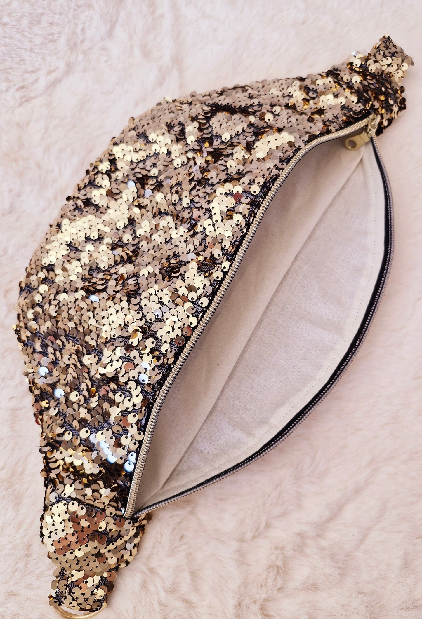 Sac Banane Pailleté en Sequins : Idéal pour Briller en Soirée "DISCO" cocoleeline