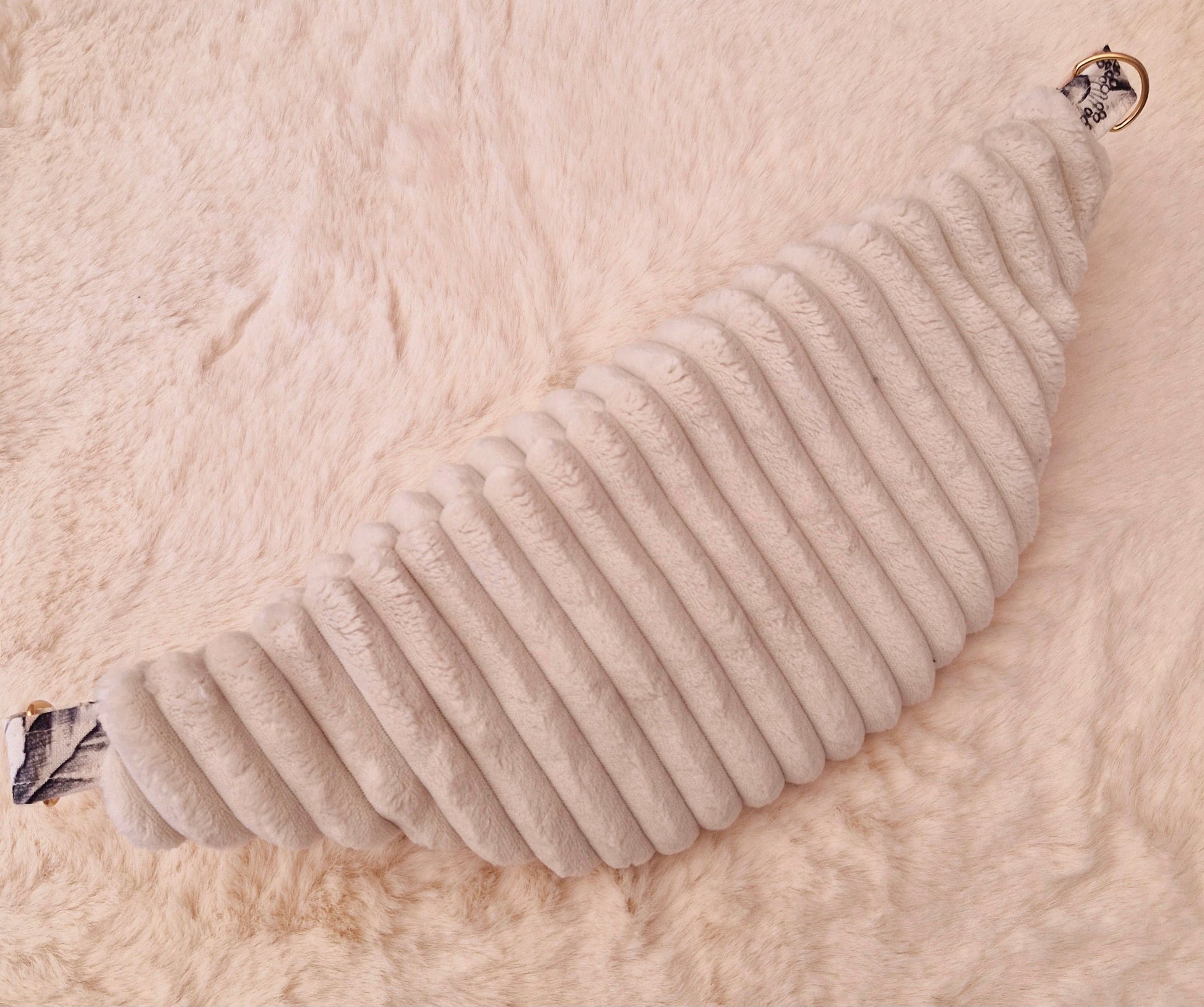 Sac Banane en Velours Blanc Grosse Côte et Toile de Coton Rose Fleurie – Élégance Romantique et Praticité Moderne "JOILY" cocoleeline