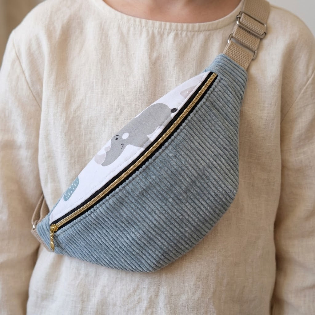 Sac Banane Enfant Bleu Motif Animaux – Pratique et Ludique "RHINO" cocoleeline
