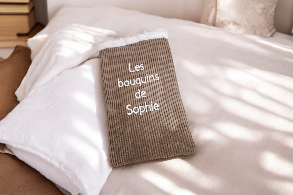 Housse de Livre en Velours Côtelé et Polaire Minky – Personnalisable cocoleeline