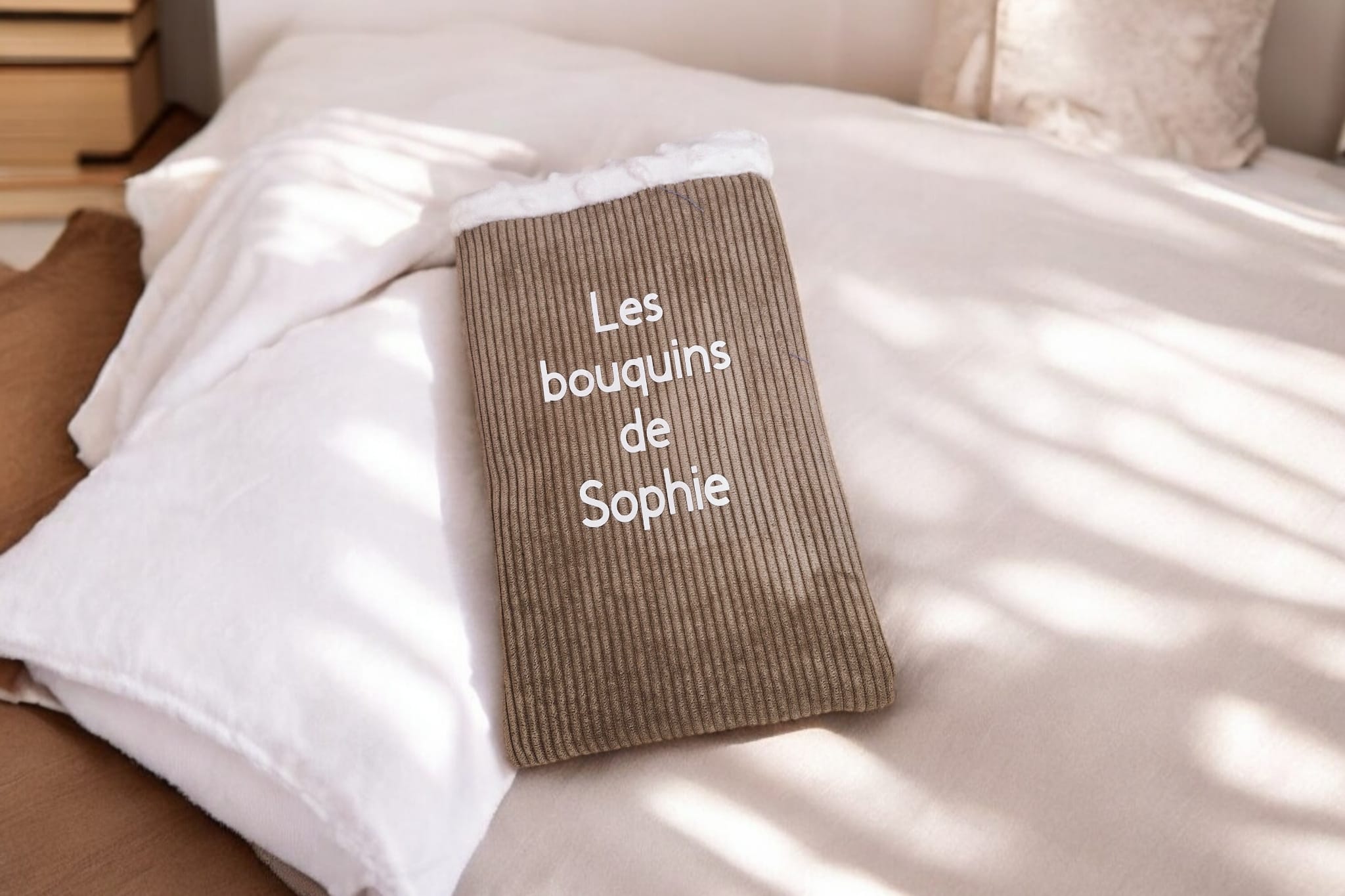 Housse de Livre en Velours Côtelé et Polaire Minky – Personnalisable cocoleeline