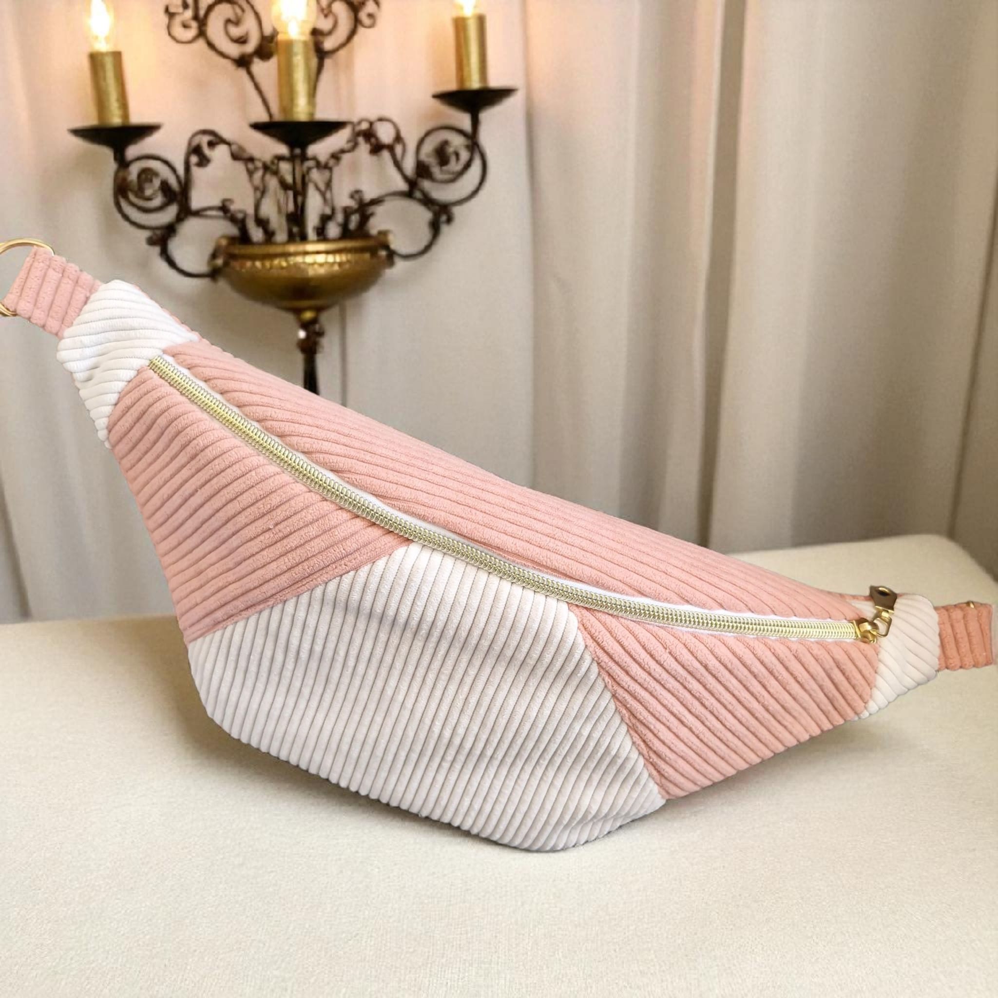 Sac banane femme en velours côtelé rose/écru – fait main en France, idée cadeau "JOELY" cocoleeline