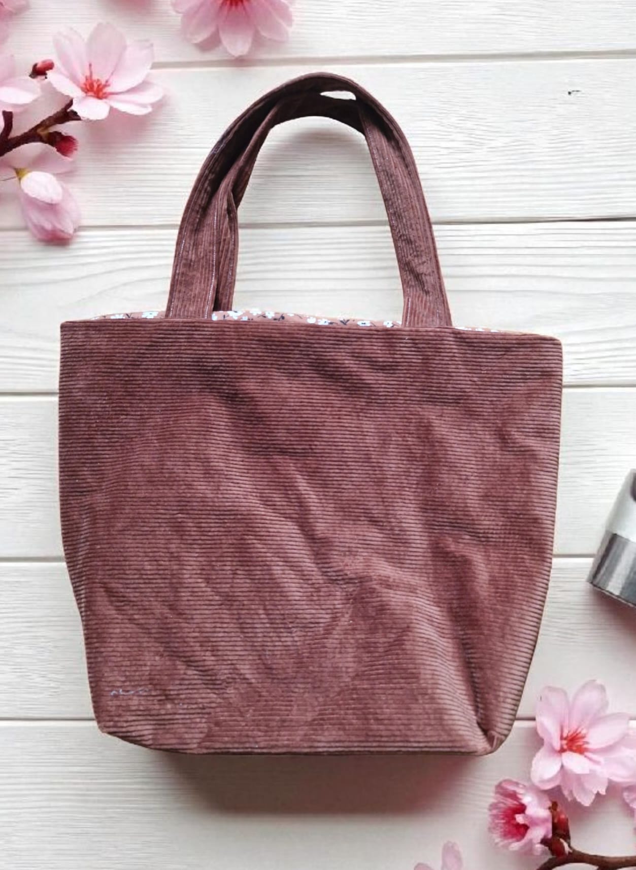 Sac cabas en velours côtelé marron – grand tote bag – sac fait main idéal plage, courses, sport, vacances – Made in France cocoleeline
