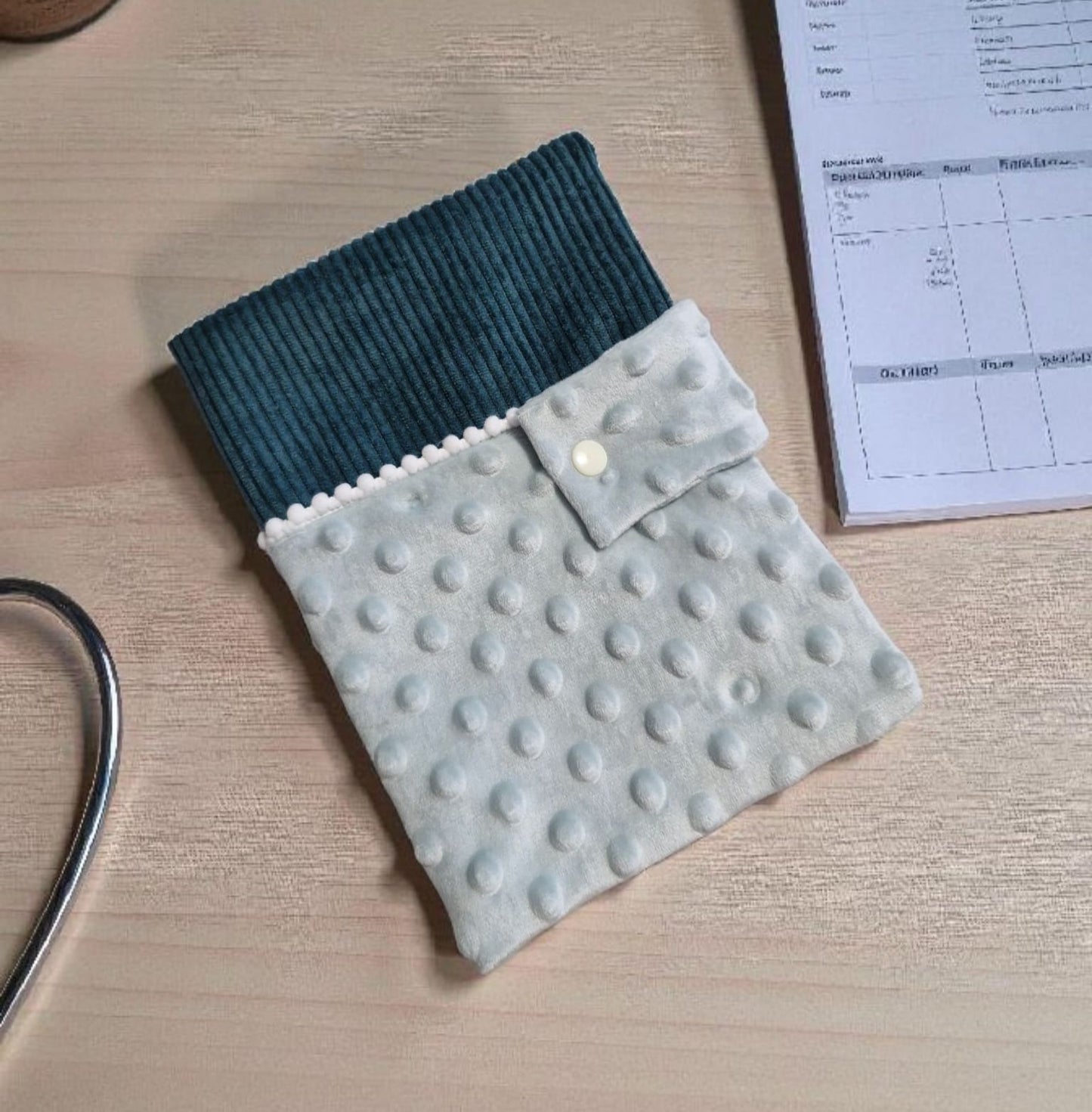 Protège carnet de santé personnalisable en velours côtelé et minky – fait main en France – cadeau de naissance cocoleeline