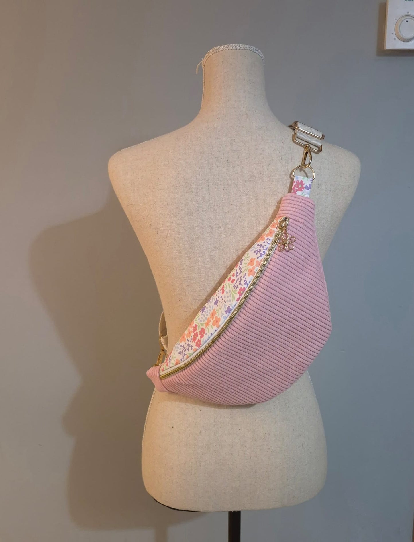 Sac banane pour femme en velours côtelé rose bonbon – fait main en France , idée cadeau cocoleeline