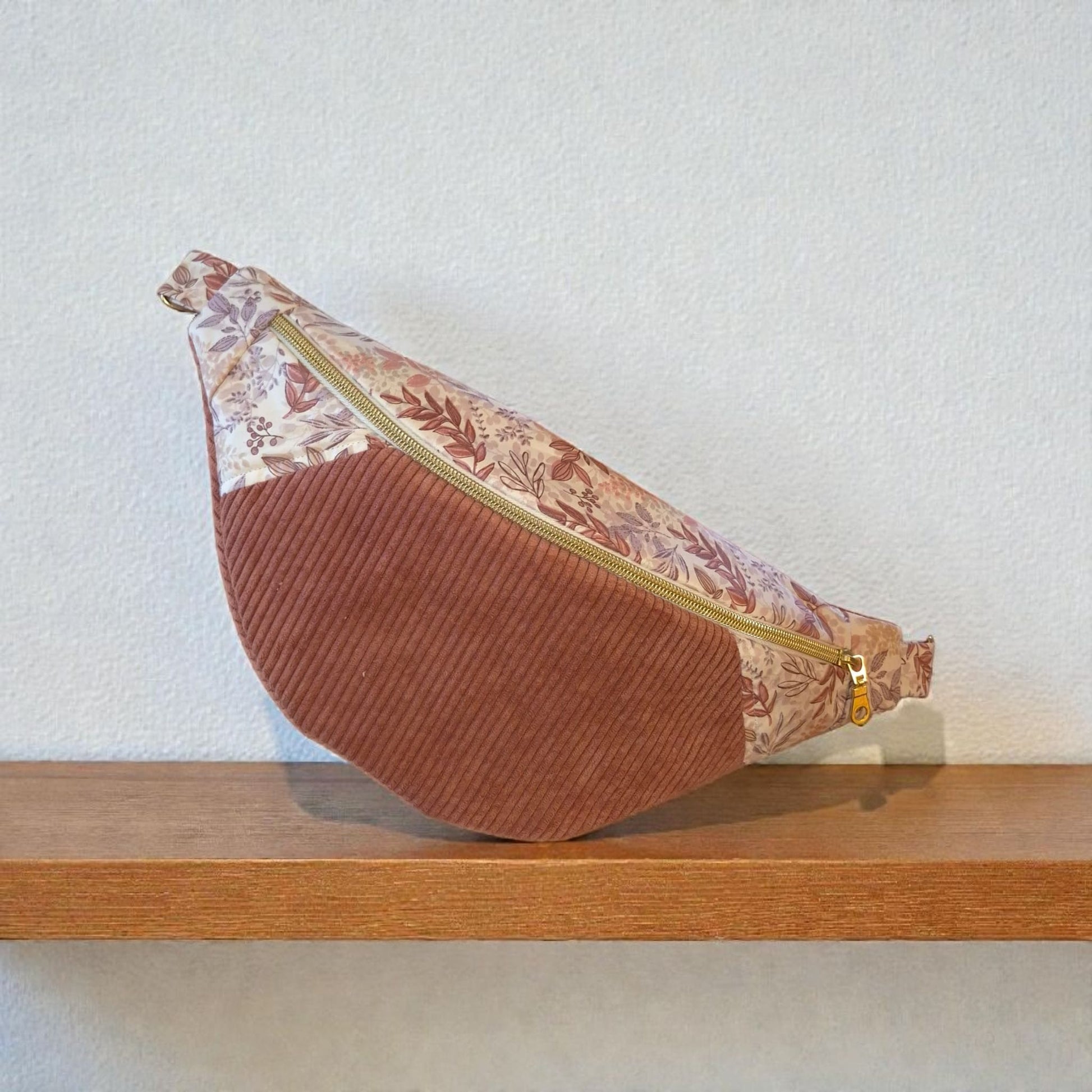 Sac banane pour femme velours côtelé vieux rose fleuri cocoleeline