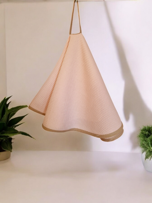 Essuie-main rond en nid d'abeille rose – Élégance et absorption optimale cocoleeline