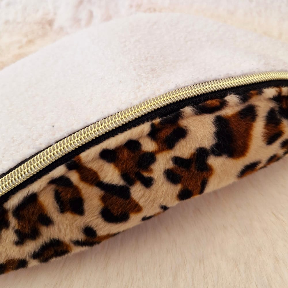Sac banane femme en moumoute écru    et léopard   "CORDUROY" cocoleeline