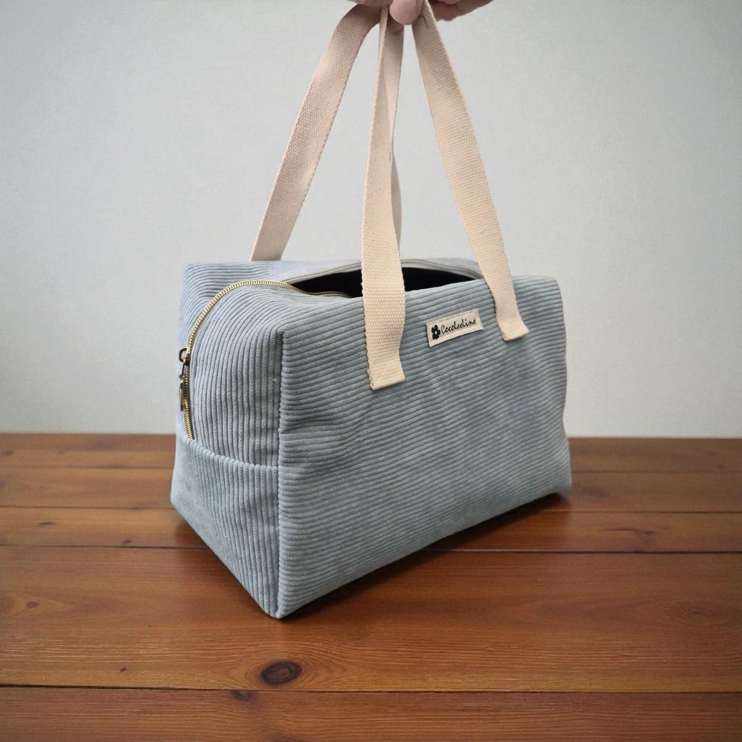 trousse de toilette XL en velours côtelé , plusieurs coloris disponibles cocoleeline