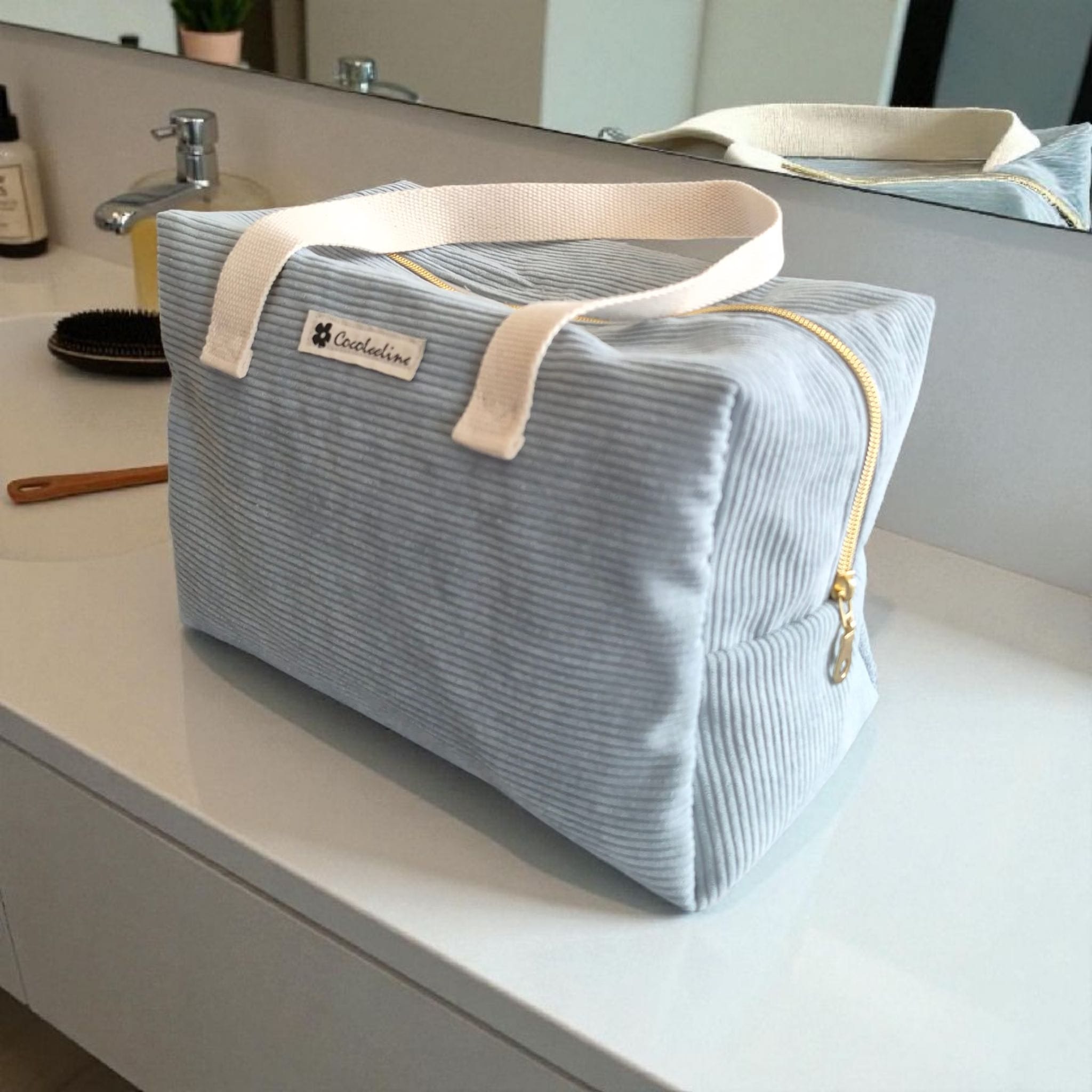 trousse de toilette XL en velours côtelé , plusieurs coloris disponibles cocoleeline