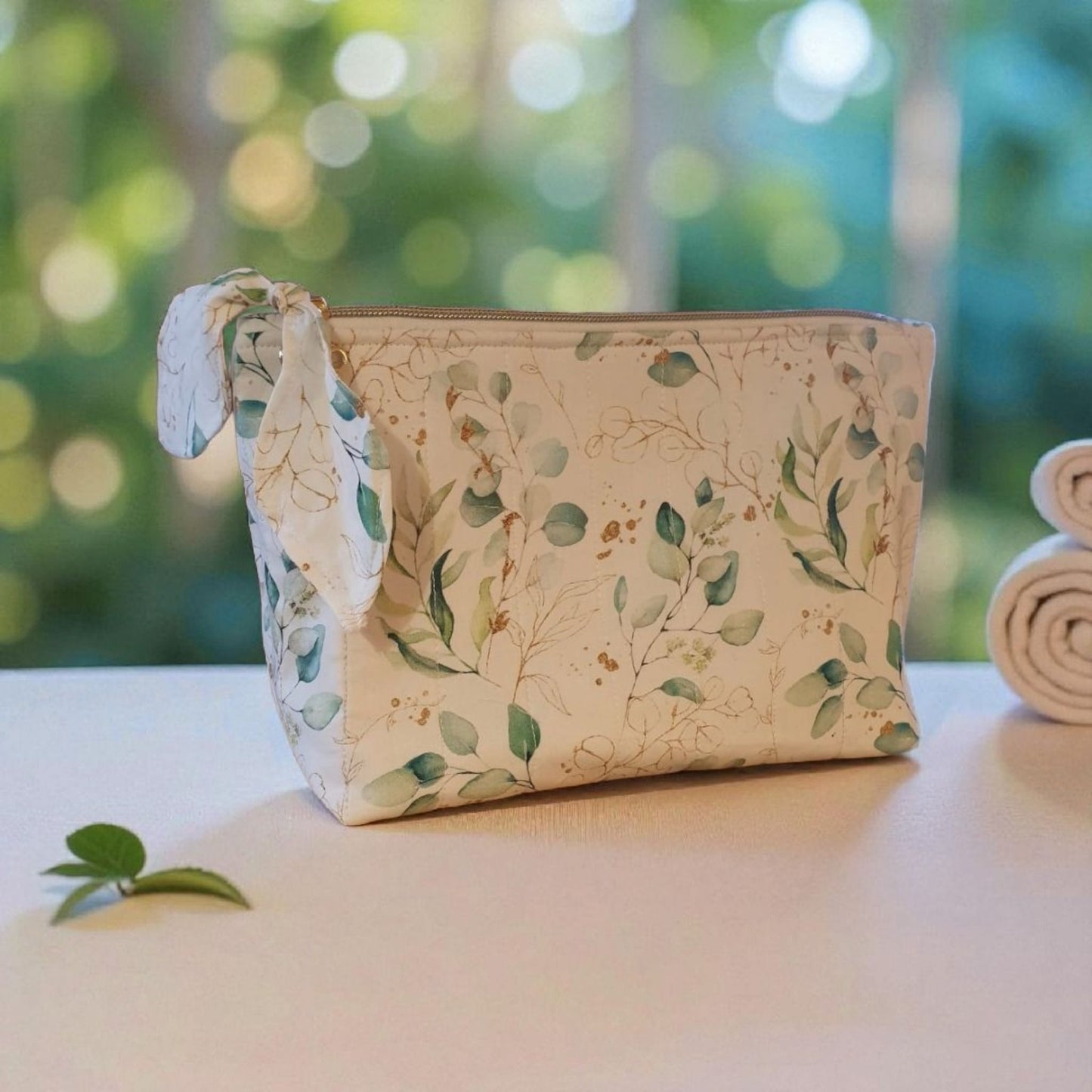 Trousse de toilette / Maquillage motif fleuri vert cocoleeline