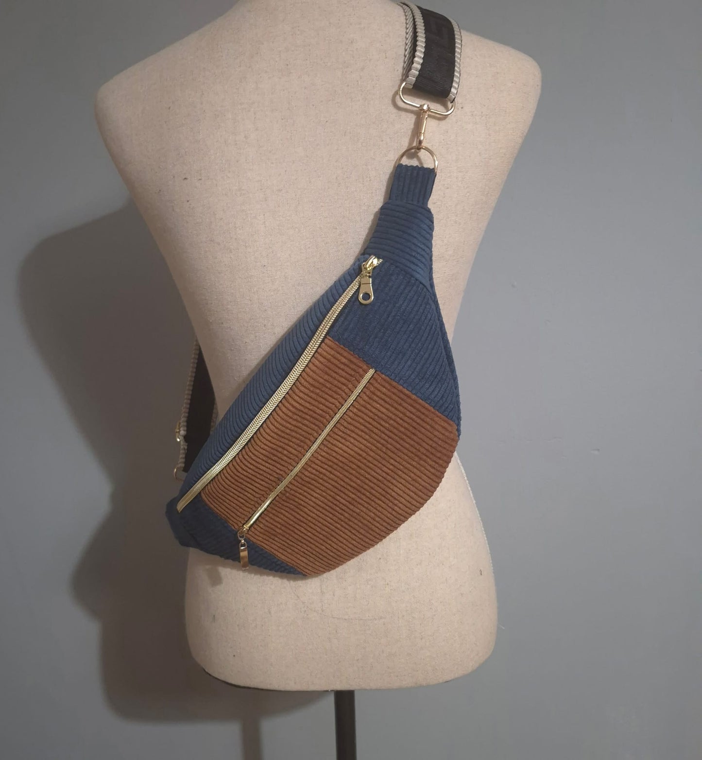 Sac Banane homme ou femme Velours Côtelé Noir & Marron cocoleeline