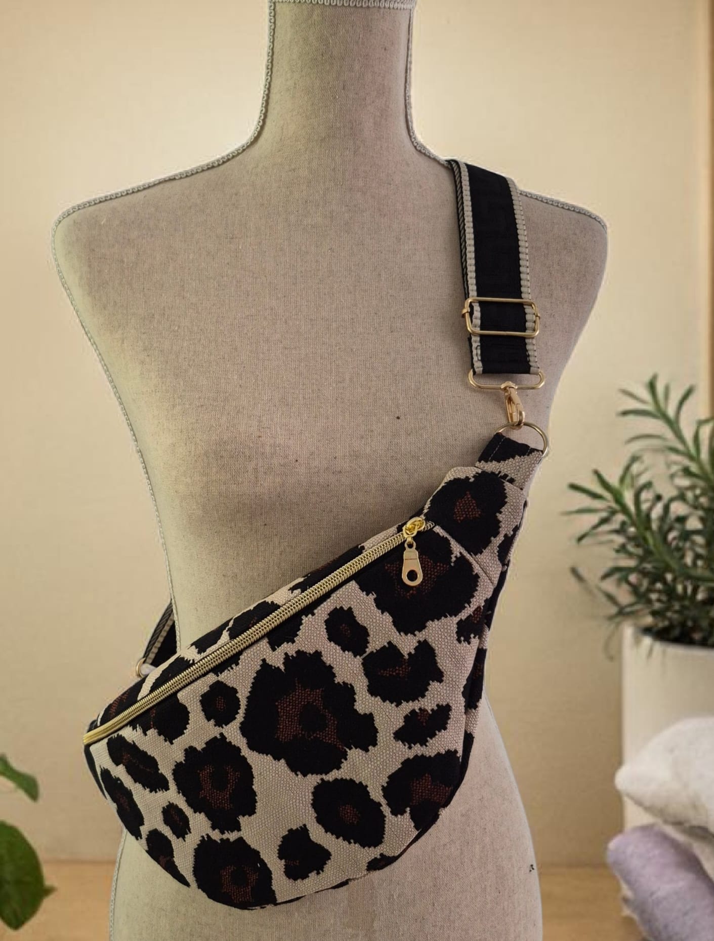 Sac banane pour femme  léopard cocoleeline