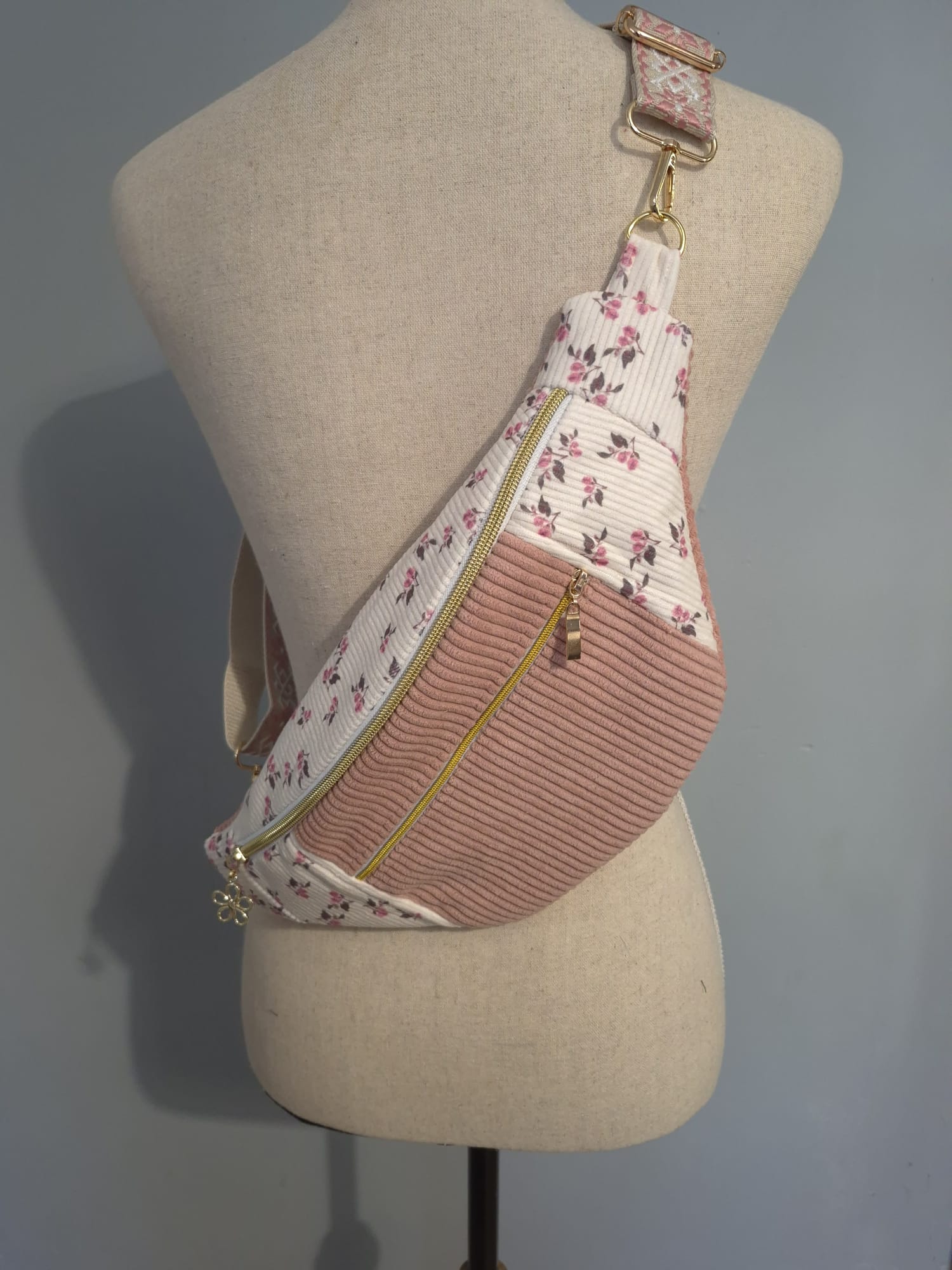 Sac banane velours côtelé & fleuri cocoleeline