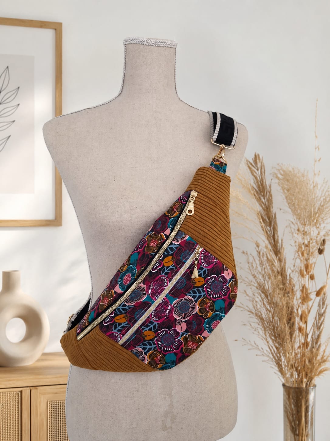 Sac banane  pour femme  en velours côtelé rouille – Fleuri cocoleeline