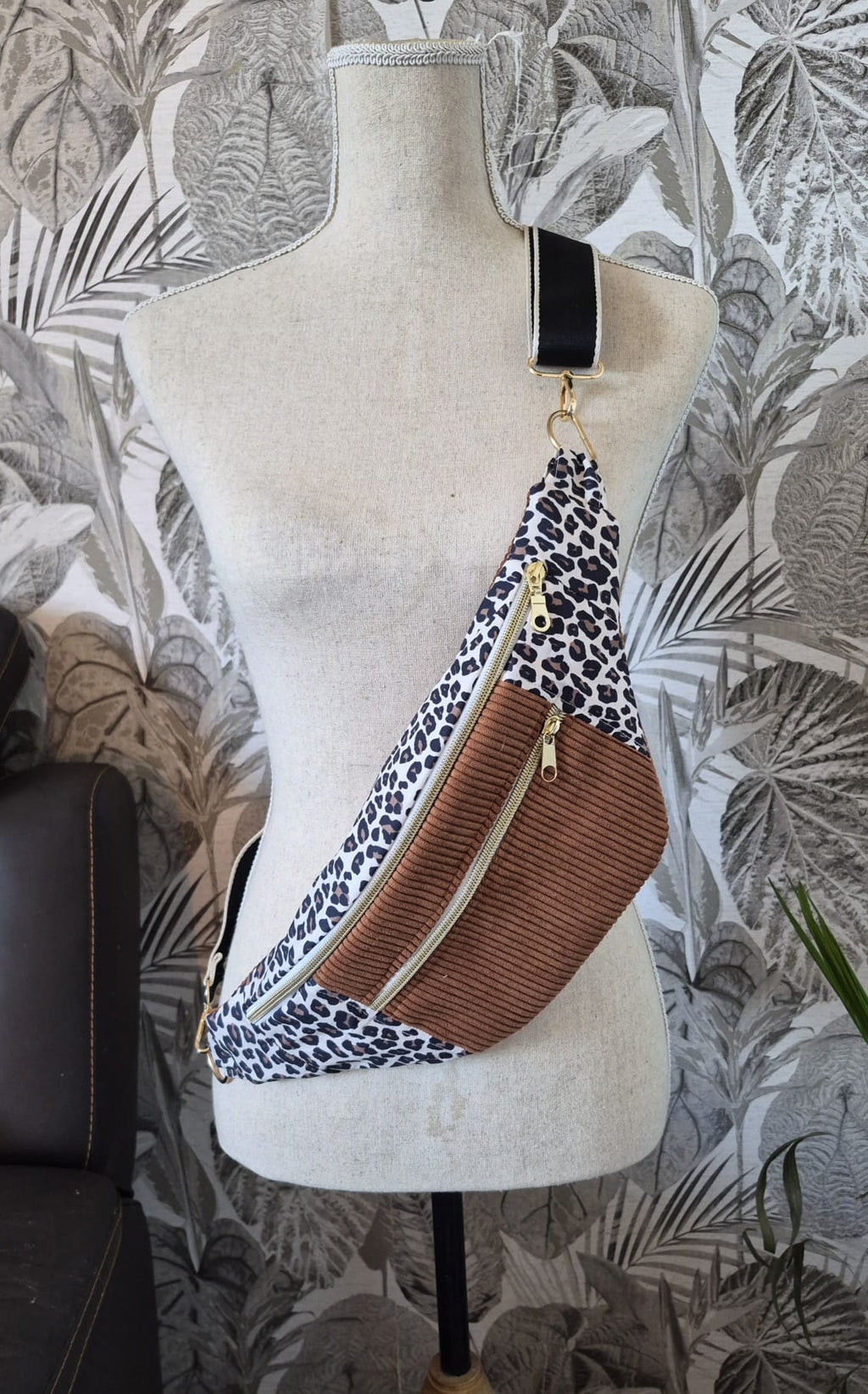 Sac banane femme léopard et velours côtelé marron cocoleeline