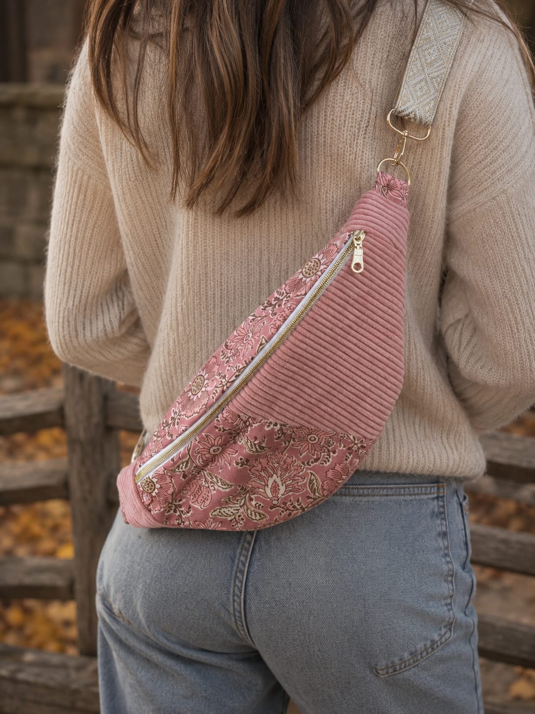 Sac banane femme velours côtelé rose clair et tissu fleuri cocoleeline