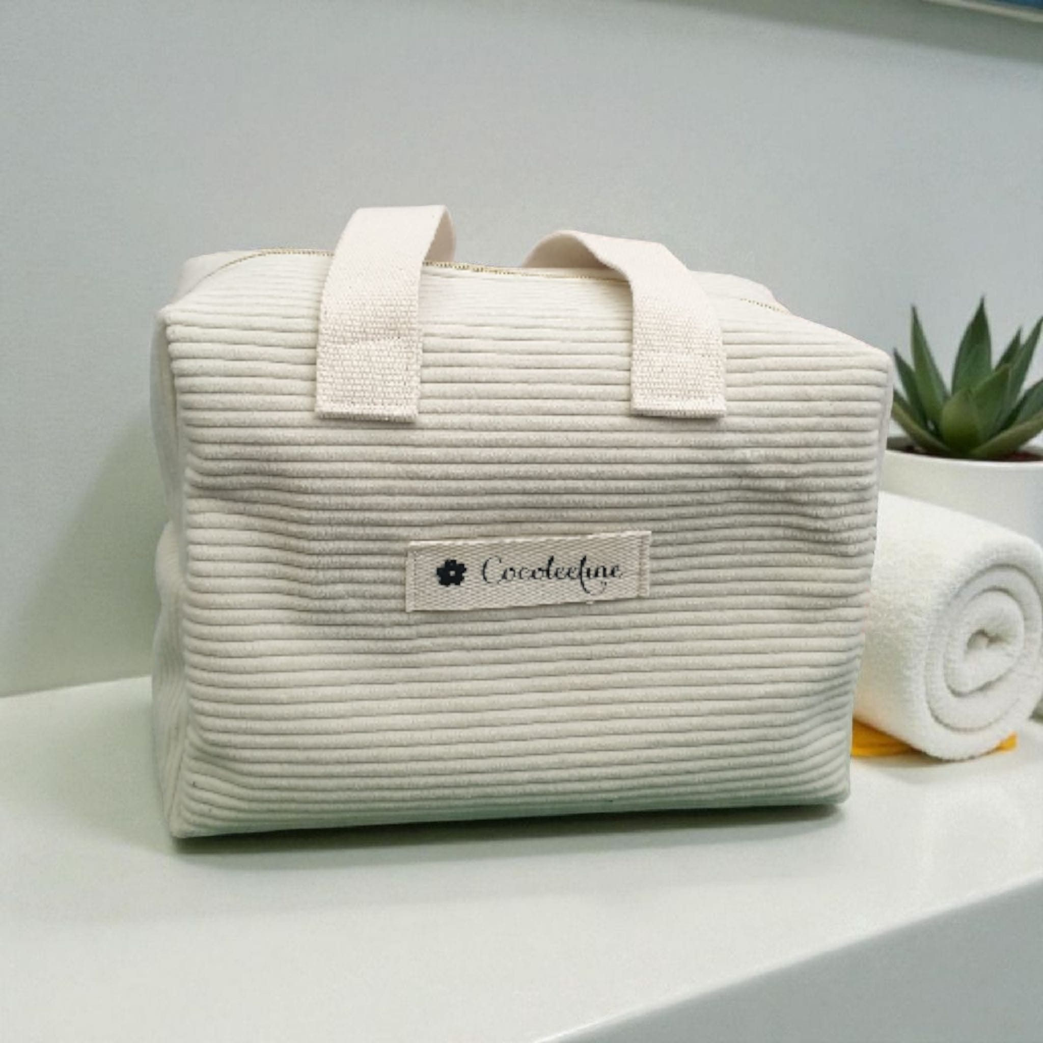 Trousse de toilette XL en velours côtelé , plusieurs coloris disponibles cocoleeline