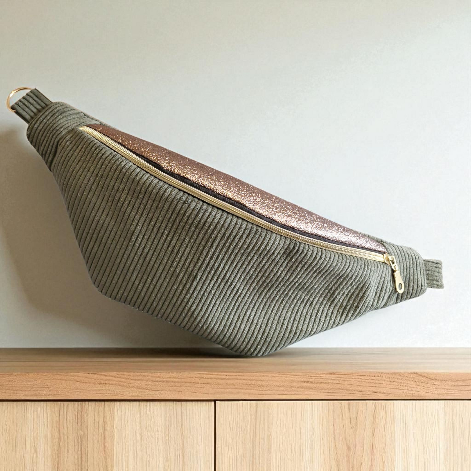 Sac banane kaki et simili cuir doré cocoleeline
