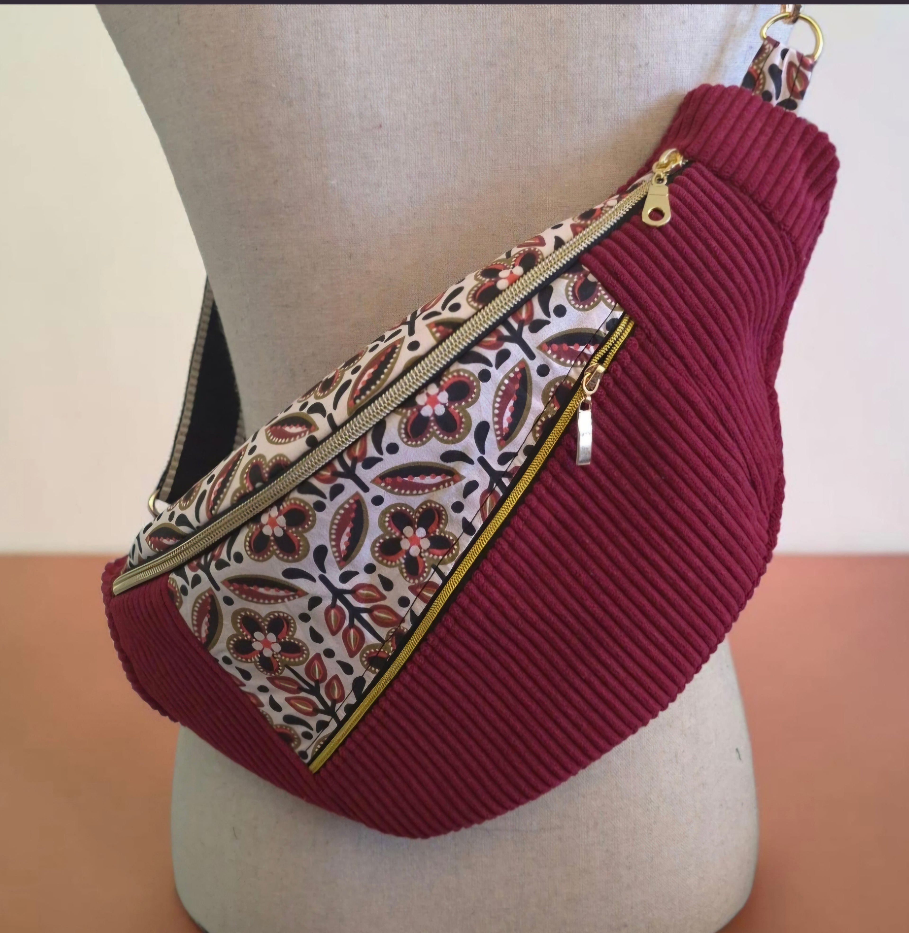 Sac banane pour femme XL en velours côtelé bordeaux cocoleeline